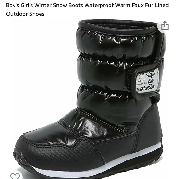 BOYS  or GIRLS 2.5 size snow boots - Picture 1 of 8
